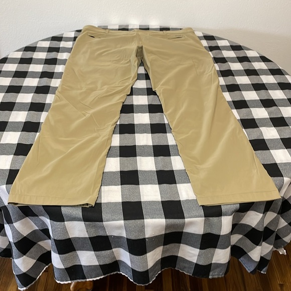 Eddie Bauer Travex Pants Men's Size 40 x 32 Stretch Zipper Pockets Khaki Tan - Picture 13 of 15